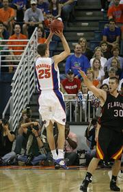 #25 Chandler Parsons | F